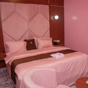 Ultra Master Room